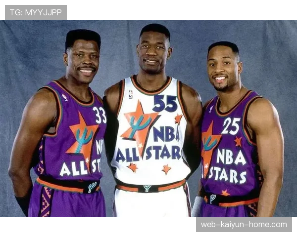 哈基姆·奥拉朱旺篮下单打效率领先尤因拉开内线优势