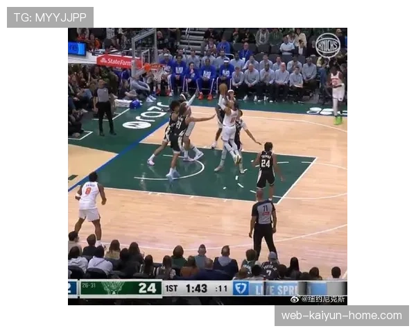 杰伦·布伦森突破创造高效得分拉开与对手控卫差距